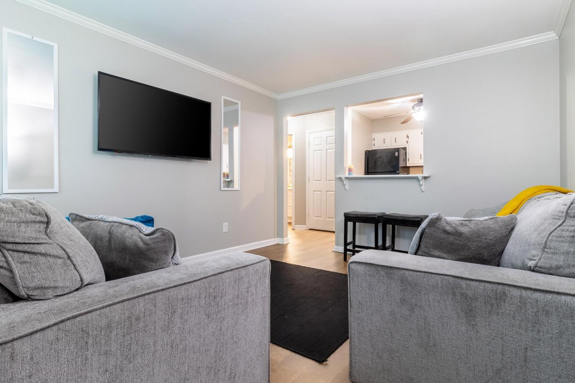 Downtown 1br With Full Kitchen, Pet-friendly * Nashville